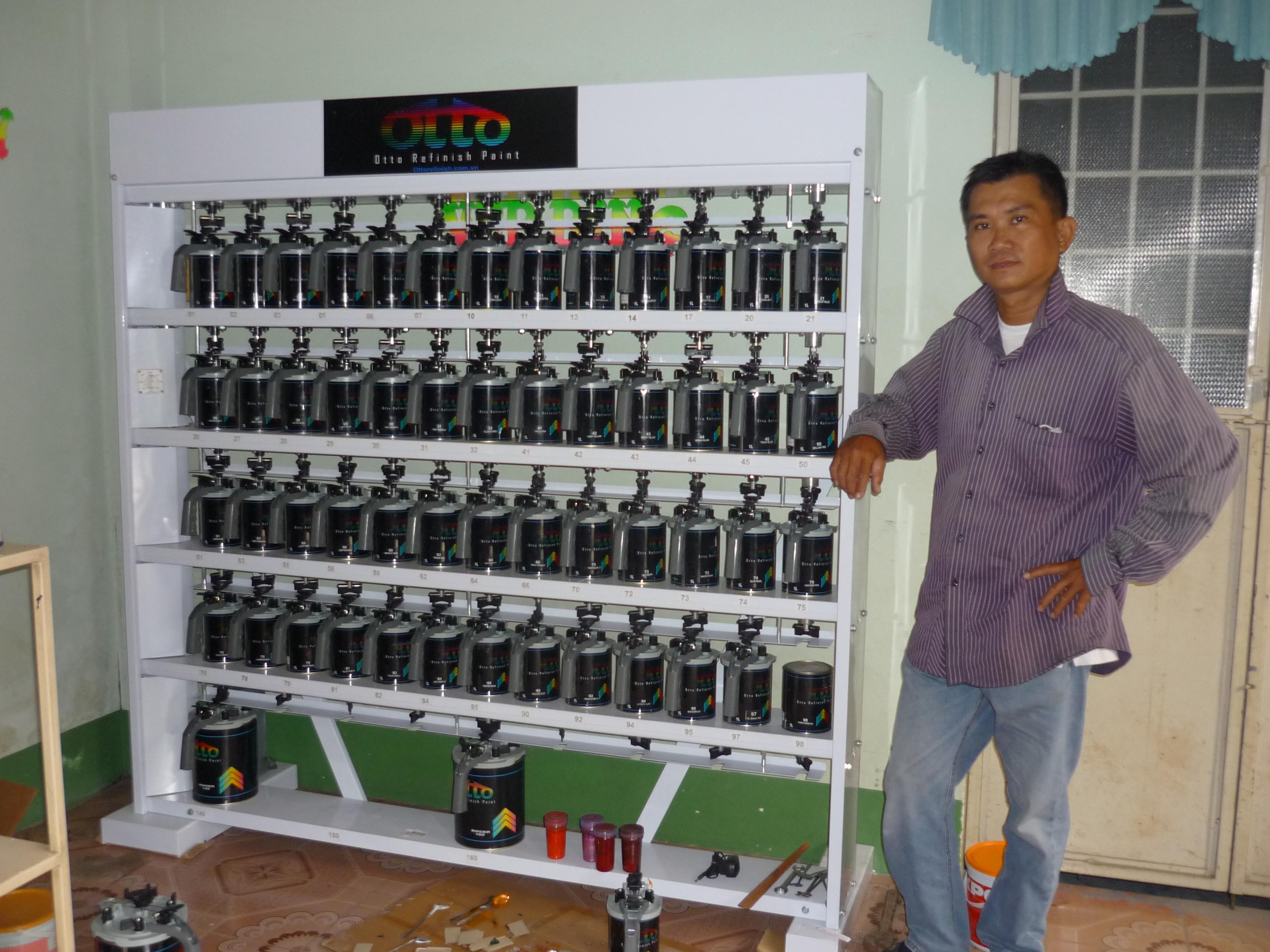 Khách hàng lắp đăt máy tại Tây Ninh